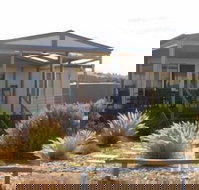 Linger Longer Accommodation SA - South Australia Travel