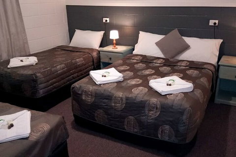 Millicent Motel - South Australia Travel 5