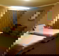 Man From Snowy River Hotel - South Australia Travel