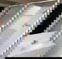 Sporties Hotel - South Australia Travel