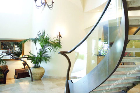 Zanzibar 802 - South Australia Travel 5