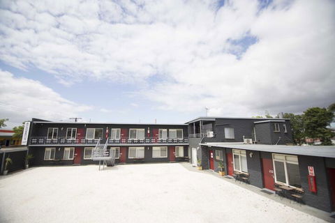 Siesta Central Apartments - South Australia Travel 3