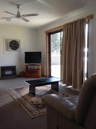 7 Melbourne Street - South Australia Travel 1