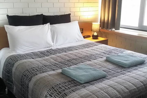 White Manor Motel - South Australia Travel 2