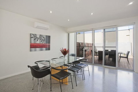 Anglesea River Apartments - South Australia Travel 5