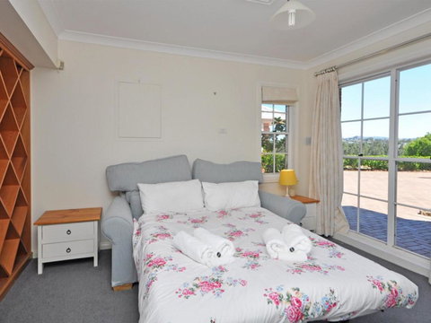 Beggars Bridge Vineyard Homestead W / Pool + Wifi + Tennis + Vineyard - South Australia Travel 3