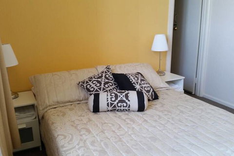 Lake Bolac Motel - South Australia Travel 7