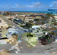 Geraldton Motor Inn - South Australia Travel