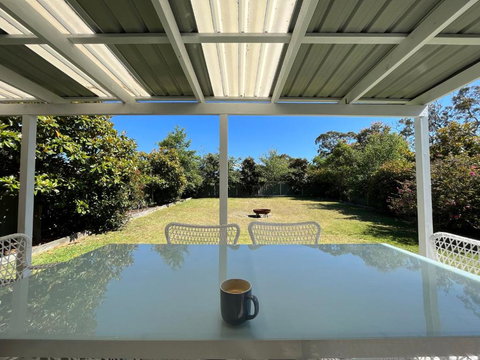 Hayes Beach House Jervis Bay Pet Friendly Award Winner Fireplace - South Australia Travel 1