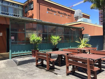 Harp Hotel - South Australia Travel 6