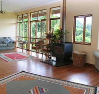Maleny Hideaway - South Australia Travel