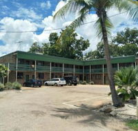 Palm Court Backpackers - South Australia Travel