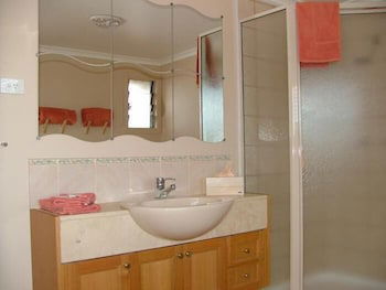 Hillview Cottages - South Australia Travel 4