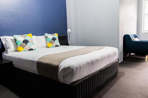 Hotel Canobolas - South Australia Travel 6