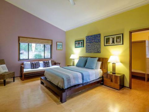 Five Bimba (Tractor House) - South Australia Travel 3