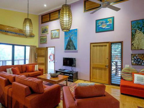 Five Bimba (Tractor House) - South Australia Travel 4
