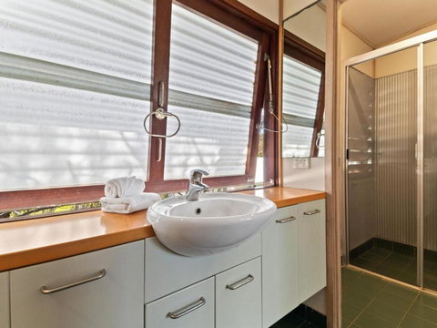 Laguna House - South Australia Travel 1