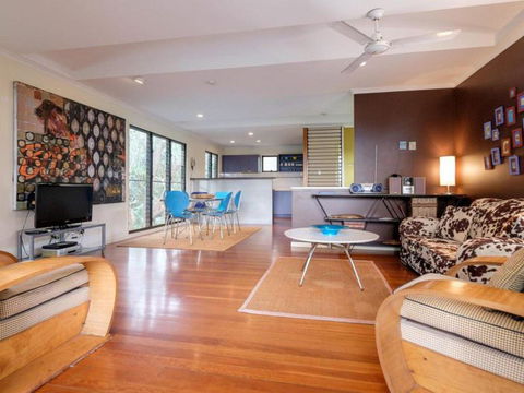 Straddie Beach House 2 - South Australia Travel 3
