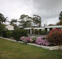 Lake Munmorah Motel - South Australia Travel