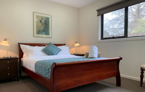 Champagne Stays Apartment - South Australia Travel 3