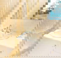 Baudin House - South Australia Travel