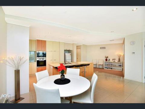 Gallery Resort Apartments - South Australia Travel 6