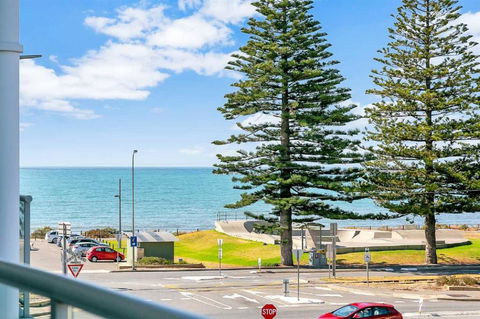 Gallery Resort Apartments - South Australia Travel 3