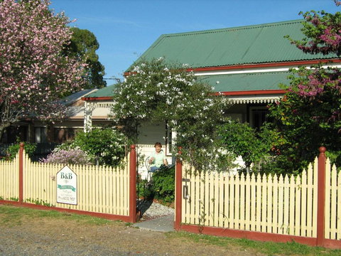 Cuddledoon Cottages Rutherglen - South Australia Travel 5