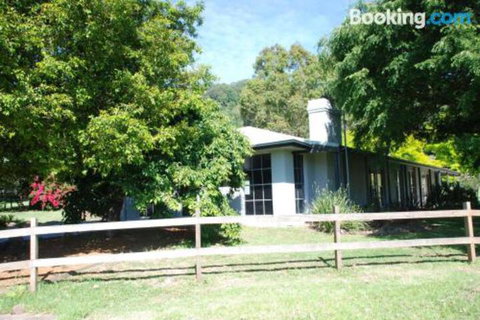 Secrets At Cedar Grove - South Australia Travel 4