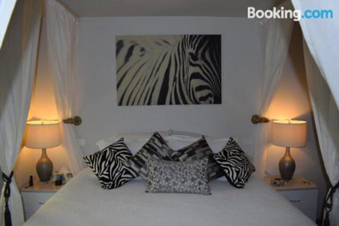 Secrets At Cedar Grove - South Australia Travel 3