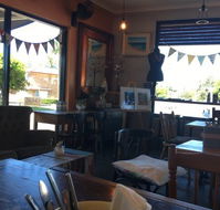 Two Birds Gallery Cafe - South Australia Travel