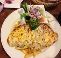 Lazy Moe's - South Australia Travel