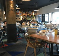 Roadhouse Bar and Grill - South Australia Travel