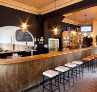 The Bridge Hotel - South Australia Travel