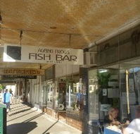 The Ageing Frog Fish Bar - South Australia Travel