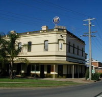 Bottom Pub - South Australia Travel