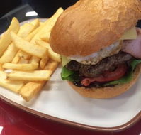 Drouin PizzaBurger Lounge - South Australia Travel