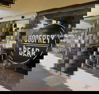 Godfrey and Bear - South Australia Travel