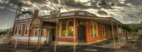 Kangaroo Hotel - South Australia Travel 0