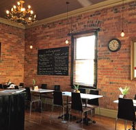 Salinger's Cafe - South Australia Travel