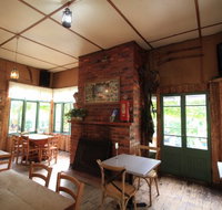 The Blue Duck Inn Hotel Pub - South Australia Travel
