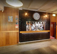 Lake Macquarie Hotel - South Australia Travel