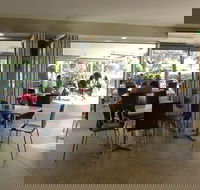 Sal's By The Lake - South Australia Travel