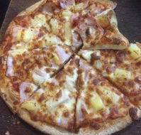 Crust Gourmet Pizza Bar Woolongong - South Australia Travel