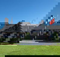 New England Motor Lodge - South Australia Travel