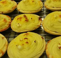 Sutton's Bakery - South Australia Travel