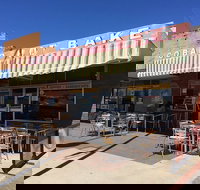 Cobar Hot Bake - South Australia Travel