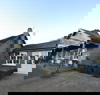 Robertson Inn - South Australia Travel