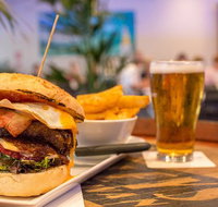 Kirra Beach Hotel - South Australia Travel
