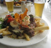 The Heritage Hotel Bistro - South Australia Travel